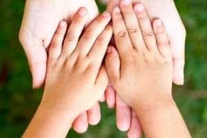 child's hands : how child support is calculated 